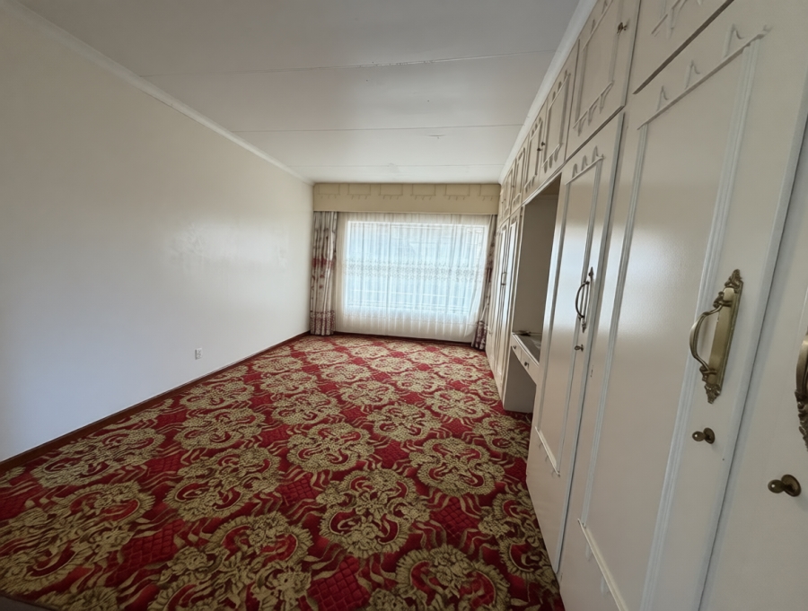 3 Bedroom Property for Sale in Mohadin North West